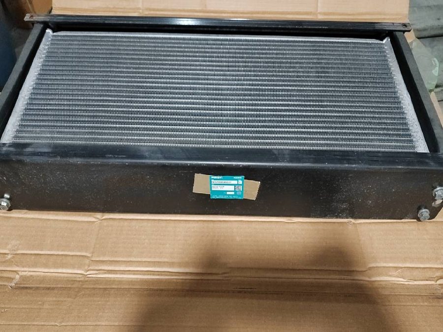 Hydraulic Oil Cooler YN05P00058S002 Kobelco part