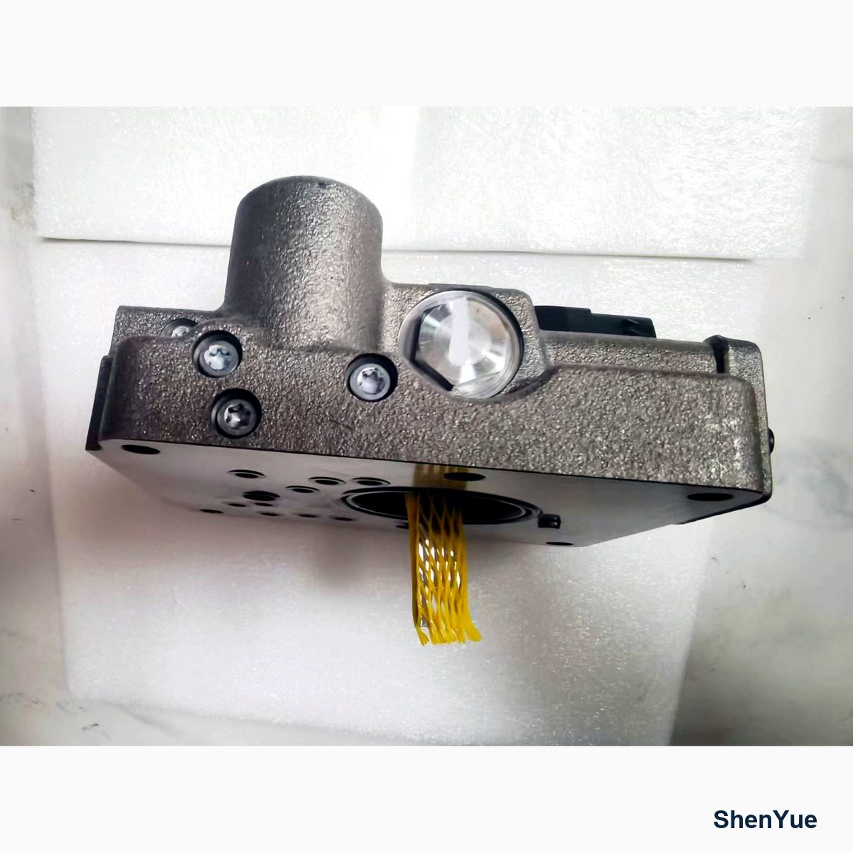 Regulator Assy photo 1