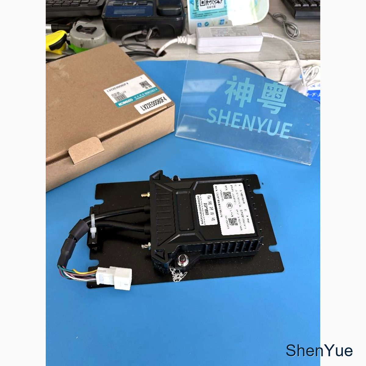 GPS Telematics Terminal LV22E00080F4 Kobelco part — real photo from our Guangzhou warehouse