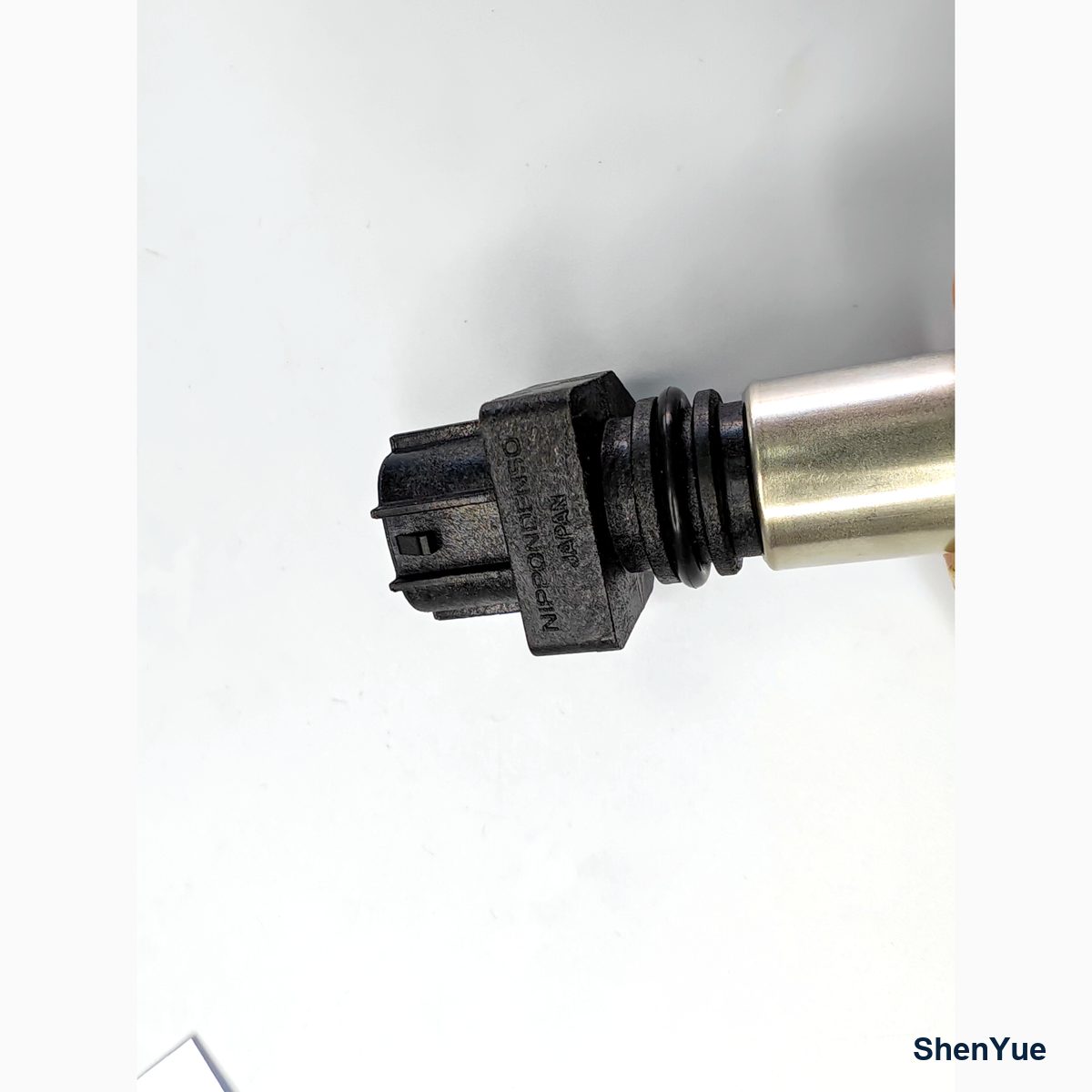 ECU Speed Sensor photo 1