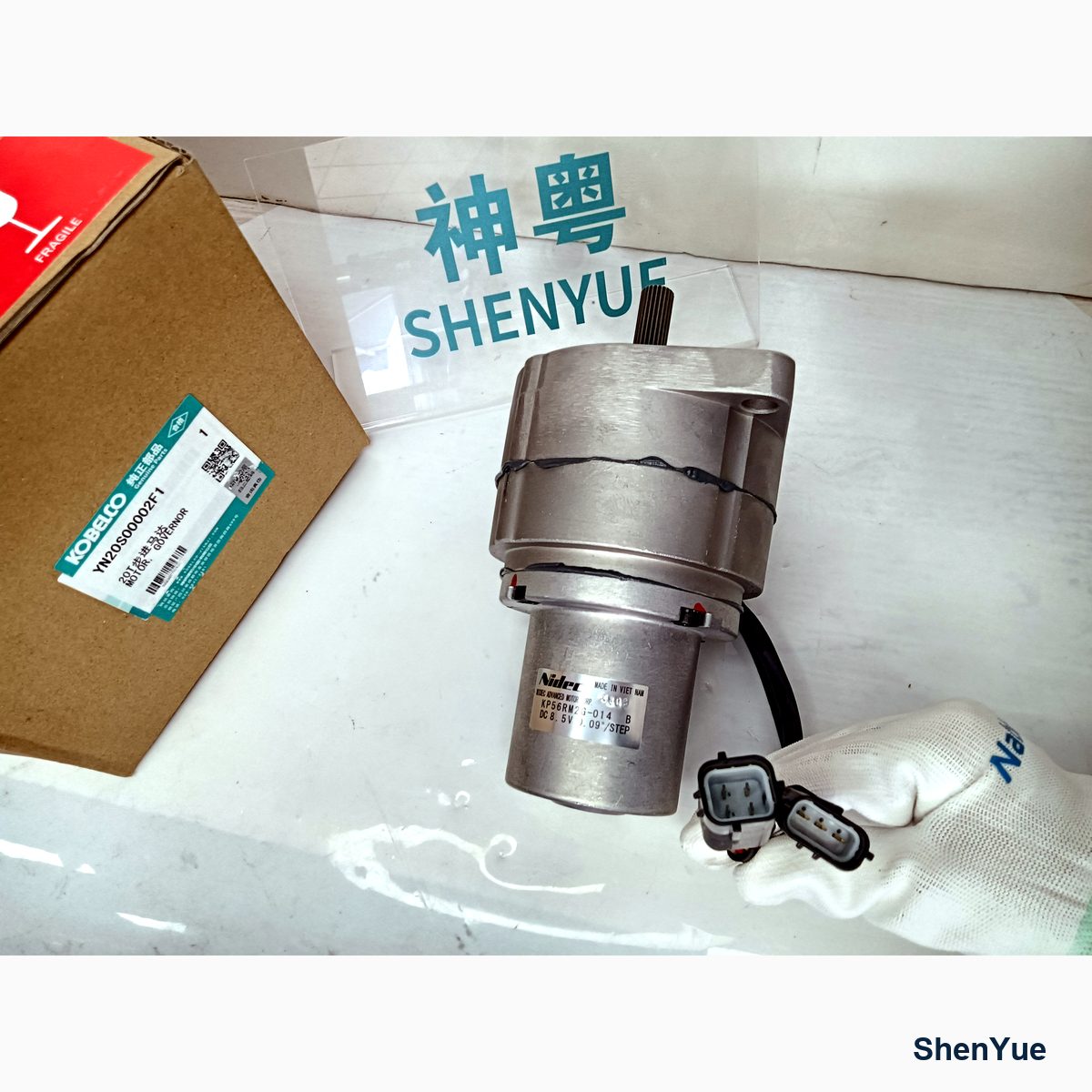 Step Motor YN20S00002F1 Kobelco part — real photo from our Guangzhou warehouse